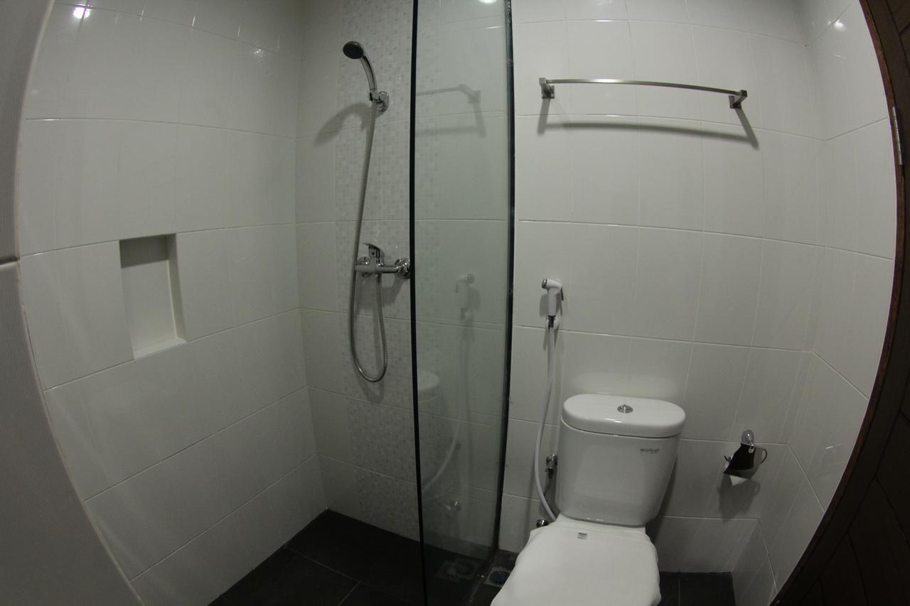 Amantis Hotel Demak Exterior foto